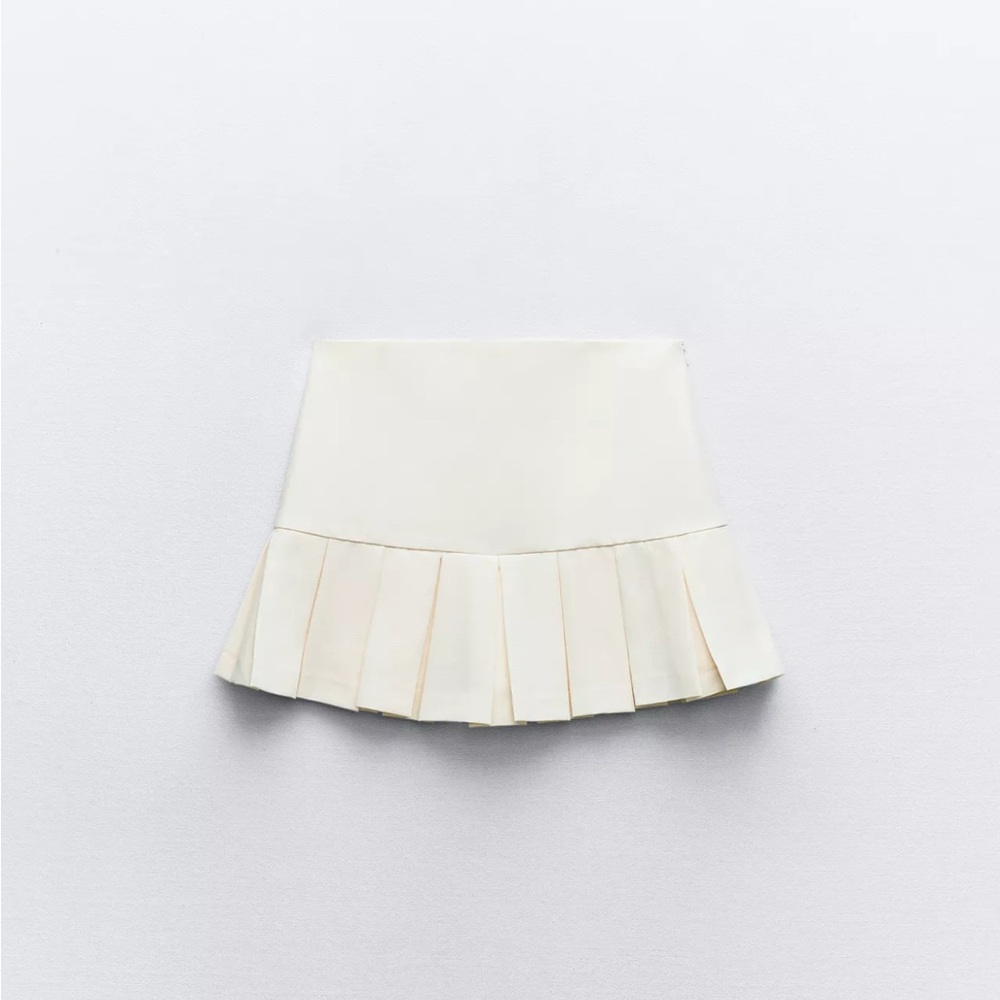 NWT - Zara Pleated Skort in Oyster White